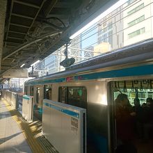 秋葉原ホームにて