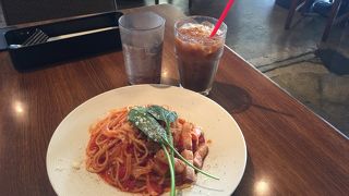 ベーコンとほうれん草のトマトソーススパゲッティ！