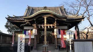 不忍池弁天堂近く