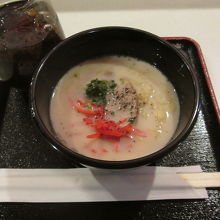 羽田空港国際線 ANAラウンジ (110番ゲート付近)