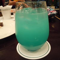 私が作ってもらったカクテルです。