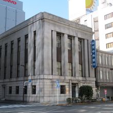 反対側歩道からの様子