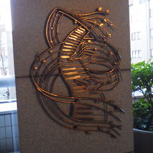 ホールへの通路に