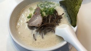 フロア担当の年配店員がちょっと