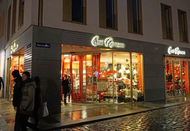 ドレスデンのシュトーレンと言えばこの店。