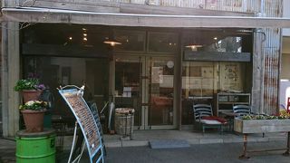 雰囲気が好き！おひとりさまでも仲間でも！