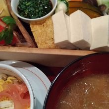蒸し豆腐のランチセット