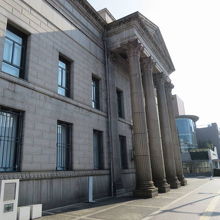 荘厳な印象がします