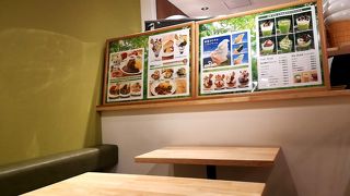 お手頃なカフェでした