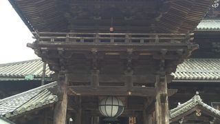 側面部から入場