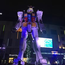 ガンダムライトアップ