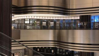 おしゃれな商業施設