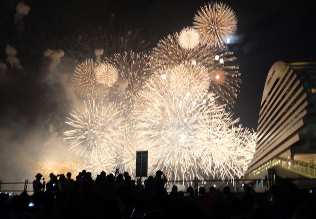 みなとこうべ海上花火大会 クチコミ アクセス 営業時間 神戸 フォートラベル みなとこうべ海上花火大会 クチコミ アクセス 営業時間 神戸 フォートラベル