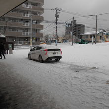 ロータリー兼タクシー乗り場