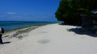 コンドイ岬の南側に位置する浜．コンドイ浜に比べると砂浜は短いです