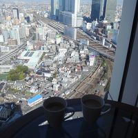 お部屋からの眺望。「名古屋」駅の高層ビル、『名古屋城』ビュー