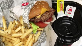 カールスジュニア