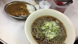 かけ蕎麦ミニカレー付き！