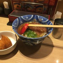 朝限定うどんセット（かけうどんといなり寿司）