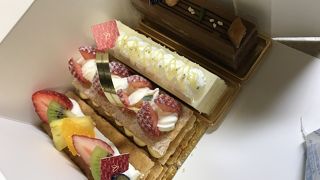イートインができるケーキ屋さん