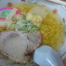 しょうがラーメンしお820円