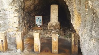 伝説はとても悲しい