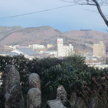 高台にありますので、随所で景色も楽しめますね。