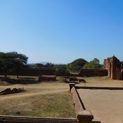 巨大寺院