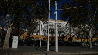 空港からのバスの停留所