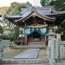 こちらは中嶋神社