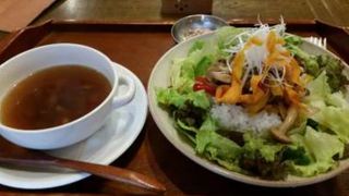 スタッフ感じ悪い