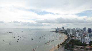 海は汚く泳ぐのは無理