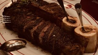 マロニー アンド ポルセリ