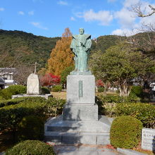 吉川広嘉公銅像