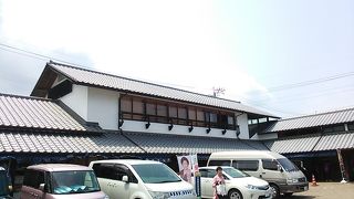 お土産品はそれなりにありますが、飲食店は・・・