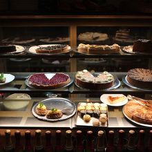 ずらりと並ぶデザート。