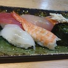 寿司ランチの握り