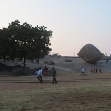 遠くからも見えます