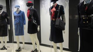 歴代CAユニフォーム