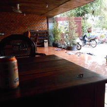 5時～6時くらいが夕食タイムのよう。