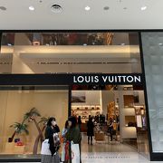 ルイ ヴィトン (新宿高島屋店) クチコミ・アクセス・営業時間 ルイ ヴィトン (新宿高島屋店) クチコミ・アクセス・営業時間