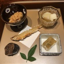 季節を感じる前菜盛り