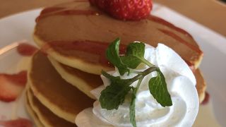 いちごのパンケーキ