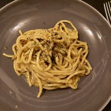 開花楼のもっちりパスタでにぼバター！