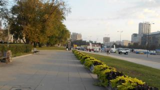 ワルシャワ中心部を縦断している大通り