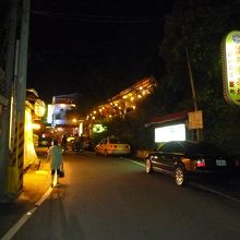 夜の猫空の風景