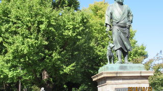 夏向きの西郷さんです