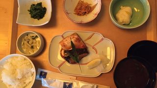 鰤の照り焼き御膳食べました。