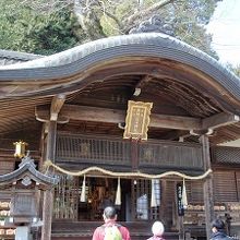 一言主神社拝殿