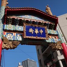 羽を広げた朱雀が見られます